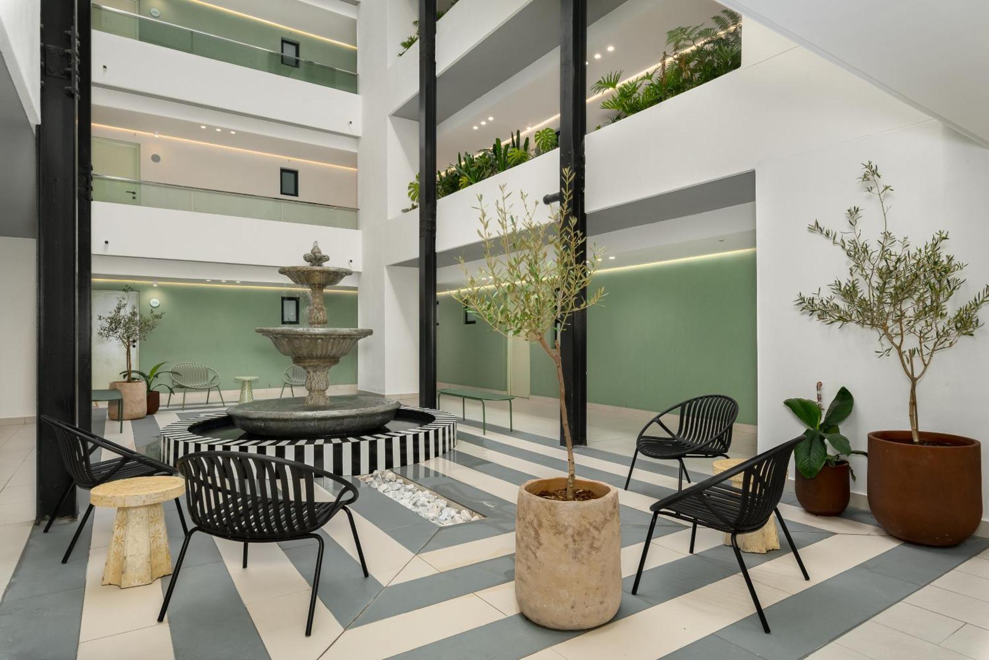The Sage Luxury Apartment *