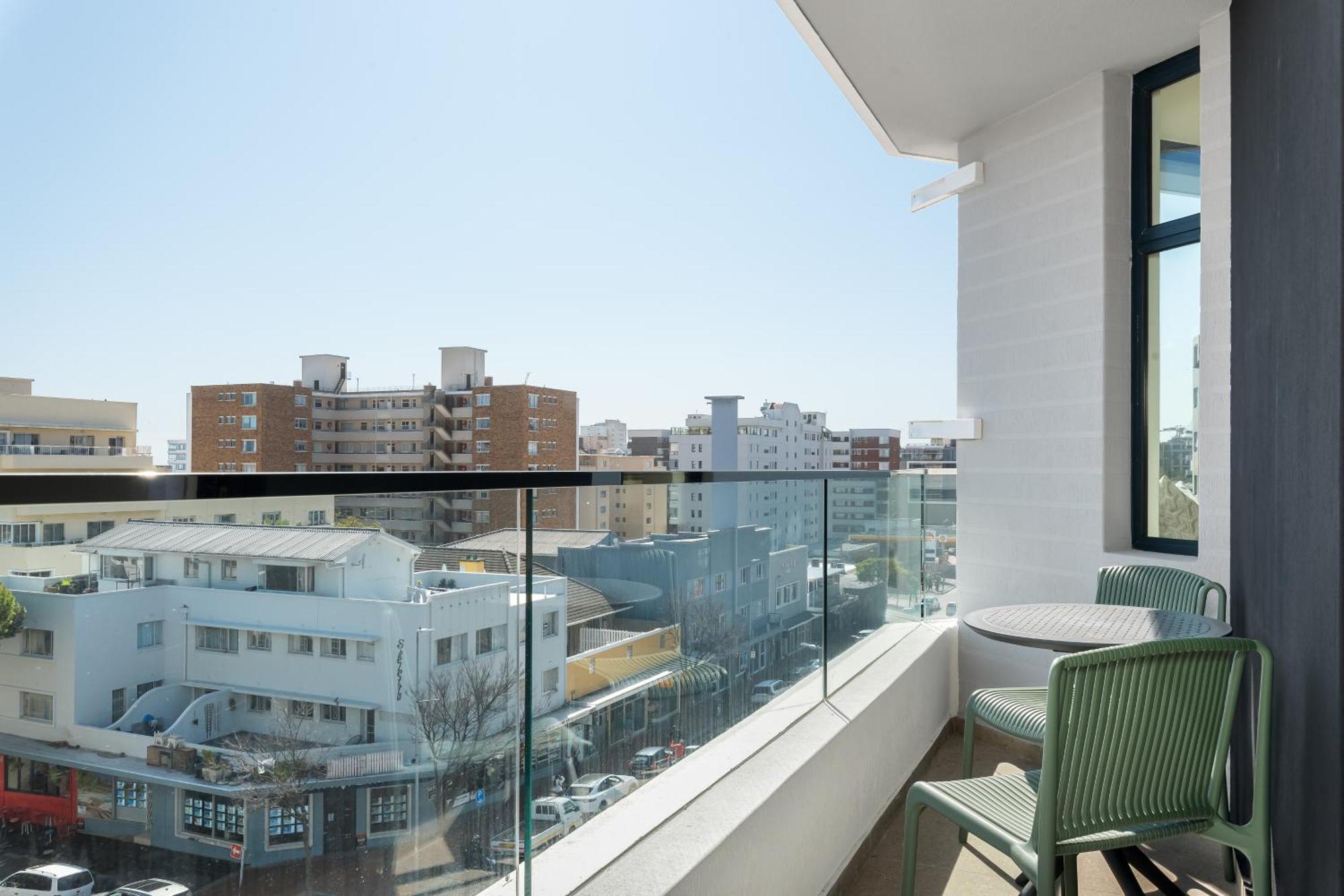 The Sage Luxury Apartment *